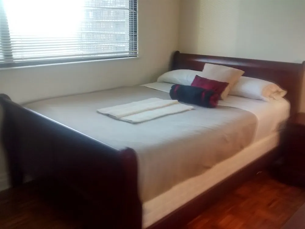 Toronto Furnished Living - Bay Street Hotel